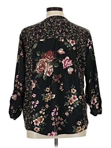 Serengeti 3/4 Sleeve Blouse (view 2)