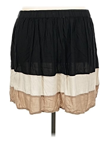 Old Navy Casual Skirt (view 2)