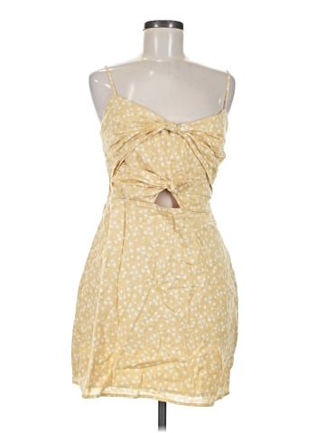 Abercrombie & Fitch Cocktail Dress (view 1)