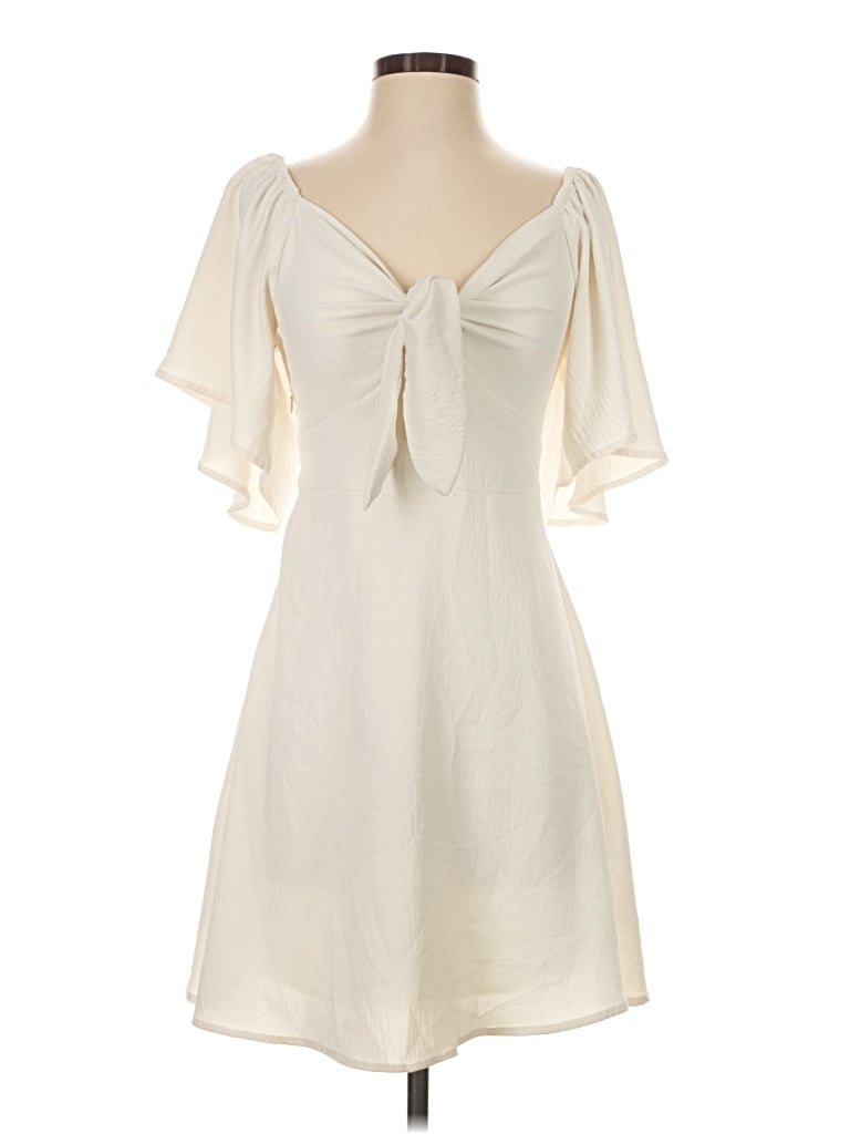 Pre-owned Dokotoo Cocktail Dress In Ivory