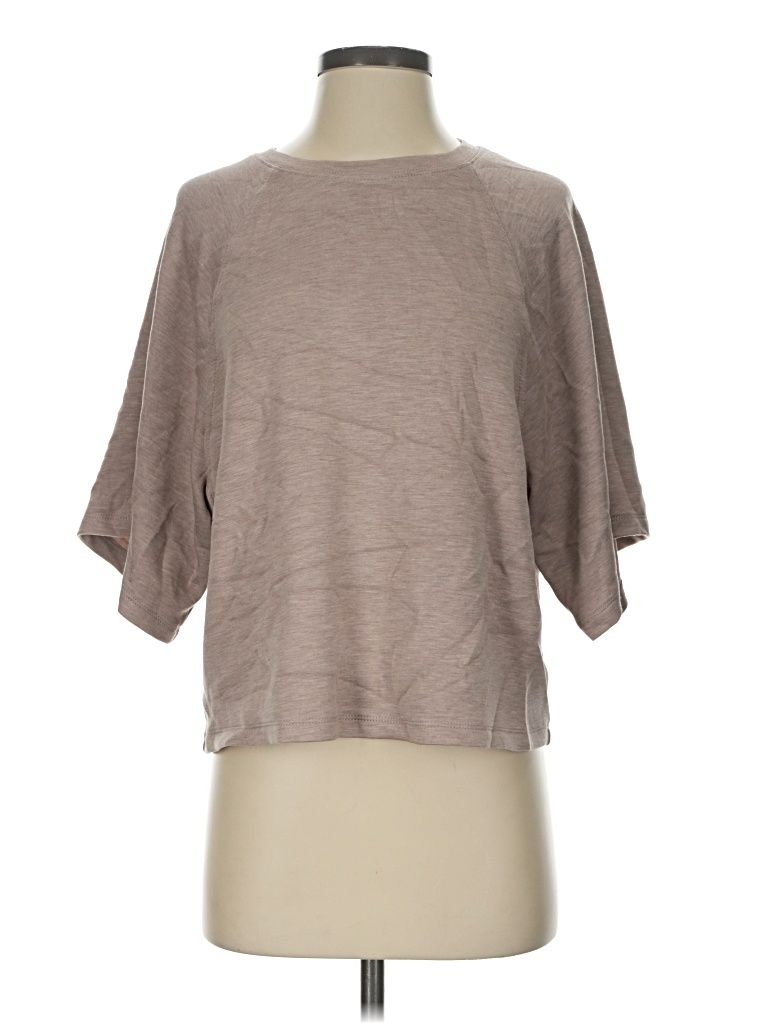 Pre-owned Danskin 3/4 Sleeve T-shirt In Tan