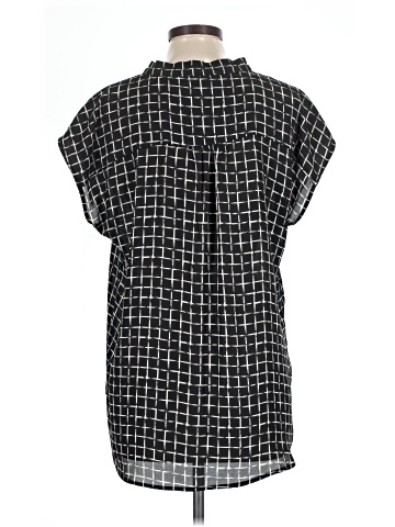 Pleione Short Sleeve Blouse (view 2)