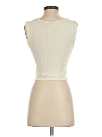 Romwe Sleeveless T-Shirt (view 2)