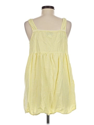 Petite Plume Casual Dress (view 2)