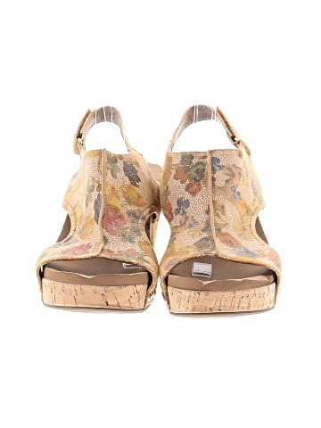 Corkys Wedges (view 2)