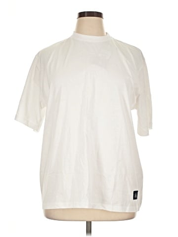 Assorted Brands Short Sleeve T-Shirt (view 1)