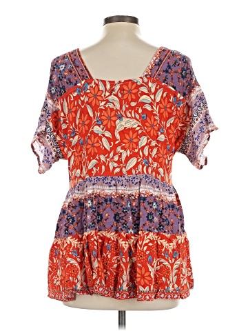 Coco + Carmen Short Sleeve Blouse (view 2)