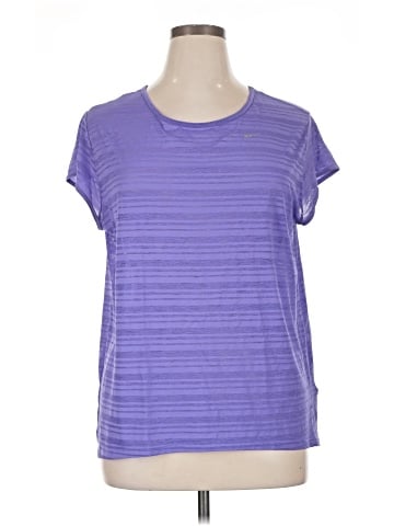 Nike Active T-Shirt (view 1)