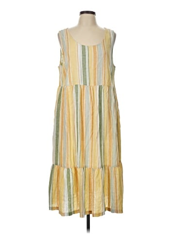 Croft & Barrow Casual Dress (view 1)