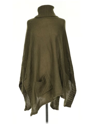 Noir Poncho (view 1)