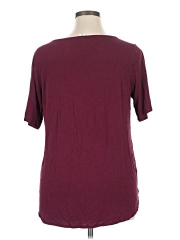 Old Navy Short Sleeve T-Shirt (view 2)