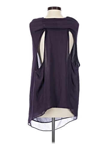 Fate Sleeveless Blouse (view 2)