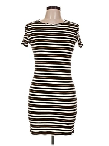 Trafaluc by Zara Casual Dress (view 1)