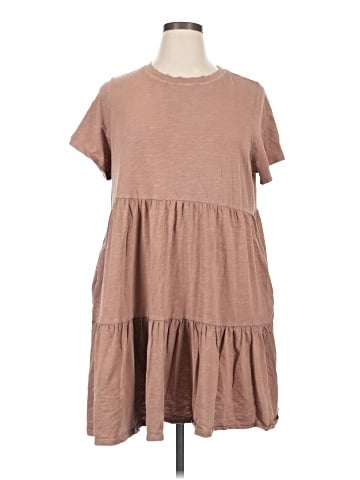 Old Navy Casual Dress (view 1)