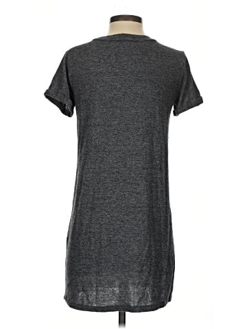 Forever 21 Short Sleeve T-Shirt (view 2)