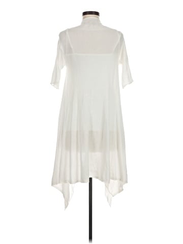 Laurie B. Kimono (view 2)