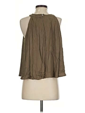 Akira Chicago Red Label Sleeveless Blouse (view 2)