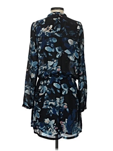 Lila Rose Casual Dress (view 2)