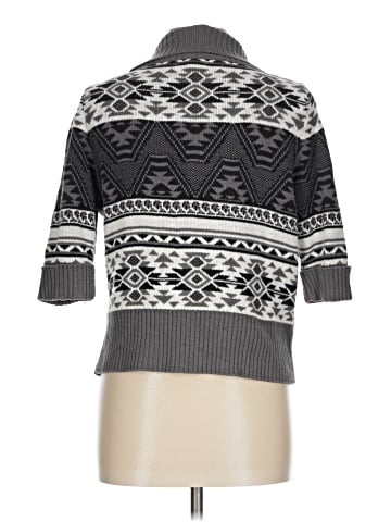 Delia's Cardigan (view 2)