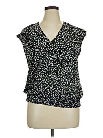 Ann Taylor LOFT Outlet Short Sleeve Blouse (view 1)