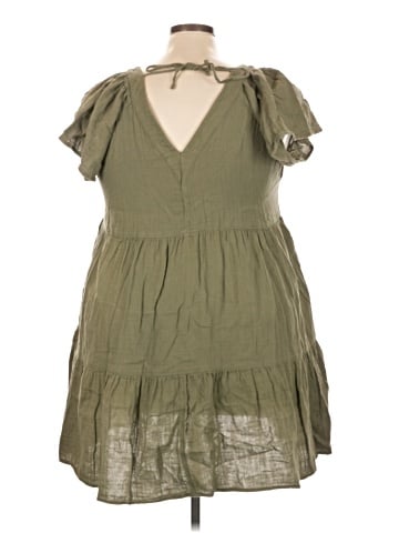 Old Navy Casual Dress (view 2)
