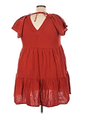 Old Navy Casual Dress (view 2)