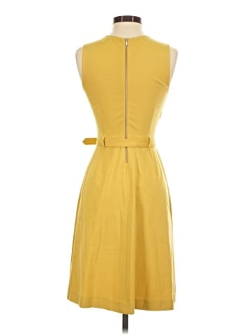 Banana Republic Casual Dress (view 2)