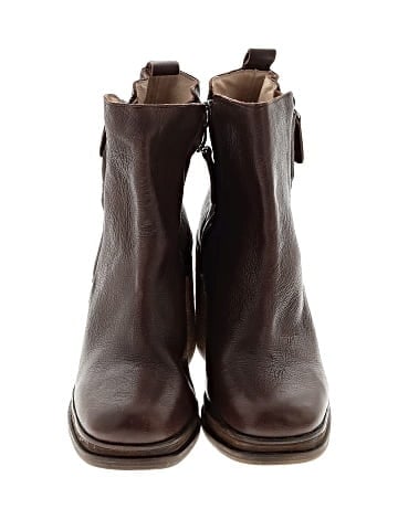 Gee WaWa Ankle Boots (view 2)