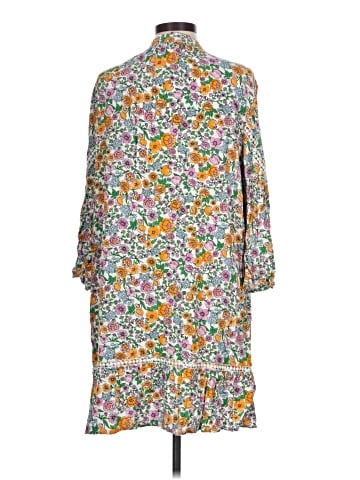 Crown & Ivy Casual Dress (view 2)