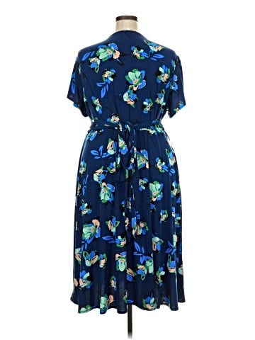 Donna Morgan Casual Dress (view 2)