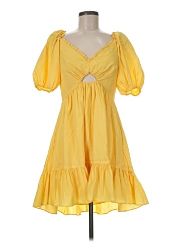 Cinq à Sept Casual Dress (view 1)