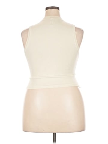 SKIMS Sleeveless Top (view 2)