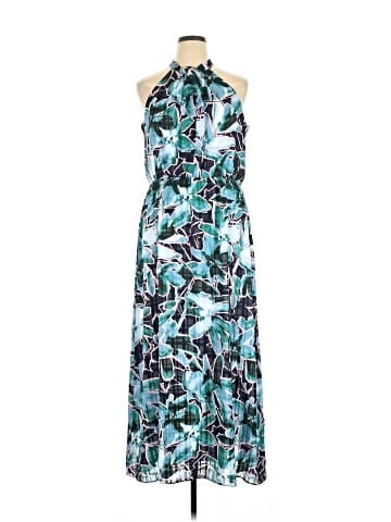Julia Jordan Casual Dress (view 1)