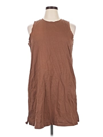 Old Navy Casual Dress (view 1)