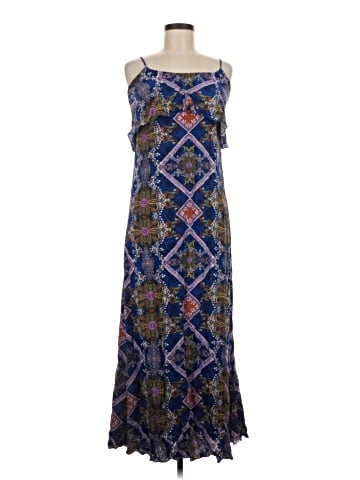 Xhilaration Casual Dress (view 1)