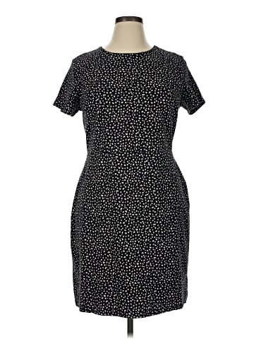 Old Navy Casual Dress (view 1)