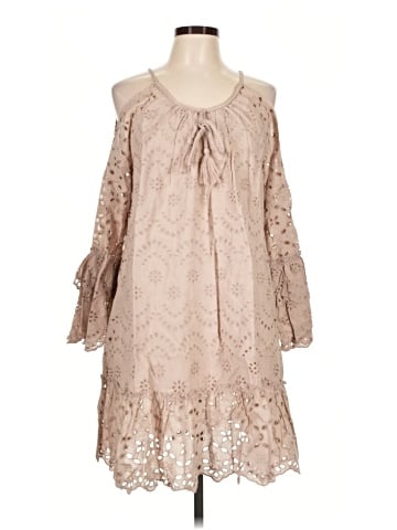 Venus 3/4 Sleeve Top (view 1)