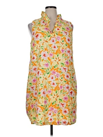Crown & Ivy Casual Dress (view 1)