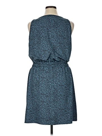 Lou & Grey Casual Dress (view 2)