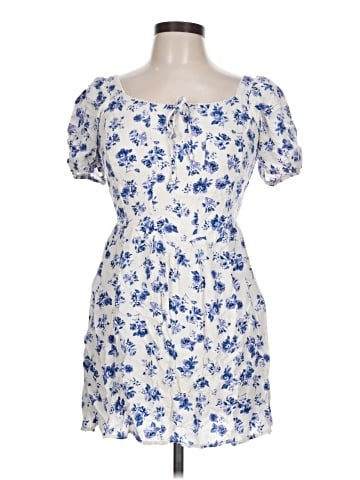 June & Hudson Casual Dress (view 1)