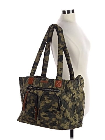 Joan & David Weekender (view 2)
