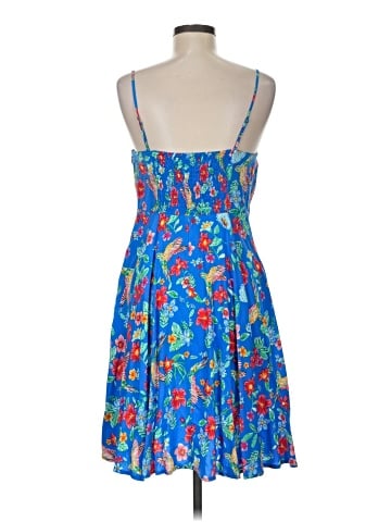 Old Navy Casual Dress (view 2)