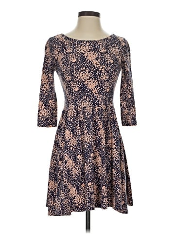 Forever 21 Casual Dress (view 1)