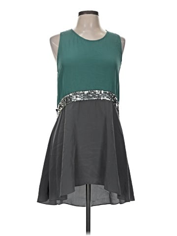 Vera Wang Casual Dress (view 1)