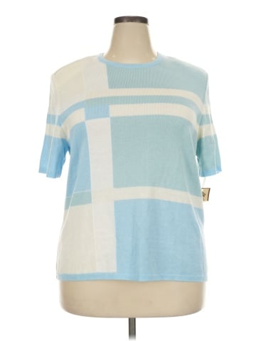 Neiman Marcus Pullover Sweater (view 1)