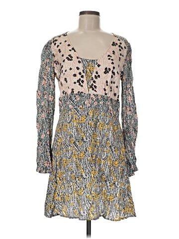 Sisley Casual Dress (view 1)