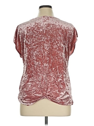 Vince Camuto Short Sleeve T-Shirt (view 2)