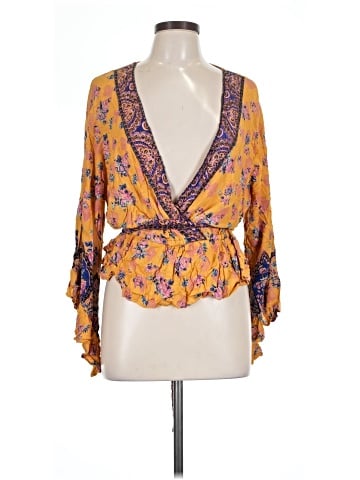Nostalgia 3/4 Sleeve Blouse (view 1)