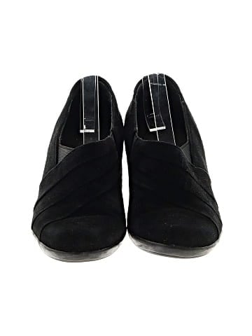 Clarks Heels (view 2)