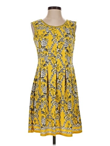 Max Studio Sleeveless Top (view 1)